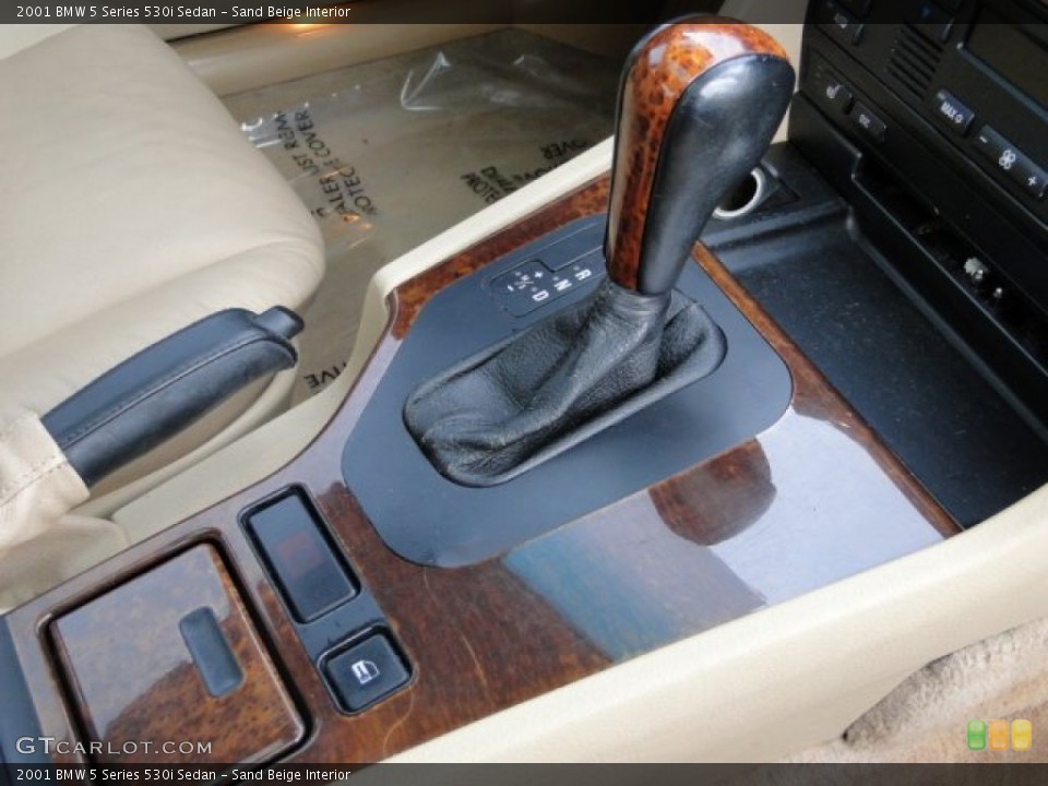 Sand Beige Interior Transmission for the 2001 BMW 5 Series 530i Sedan #73740803