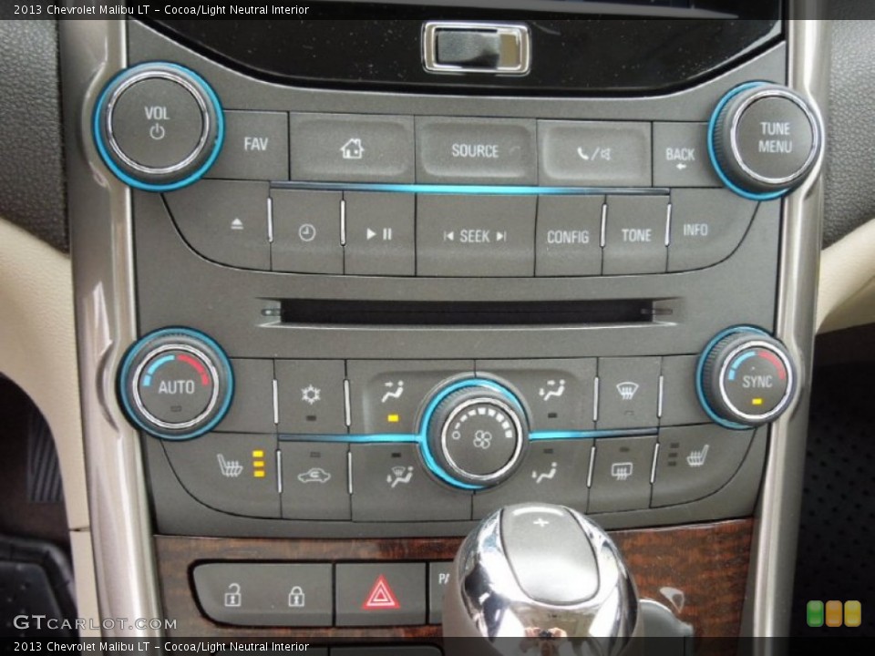Cocoa/Light Neutral Interior Controls for the 2013 Chevrolet Malibu LT #73745357