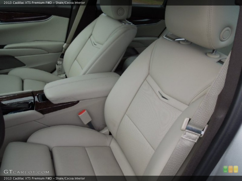Shale/Cocoa Interior Front Seat for the 2013 Cadillac XTS Premium FWD #73749176