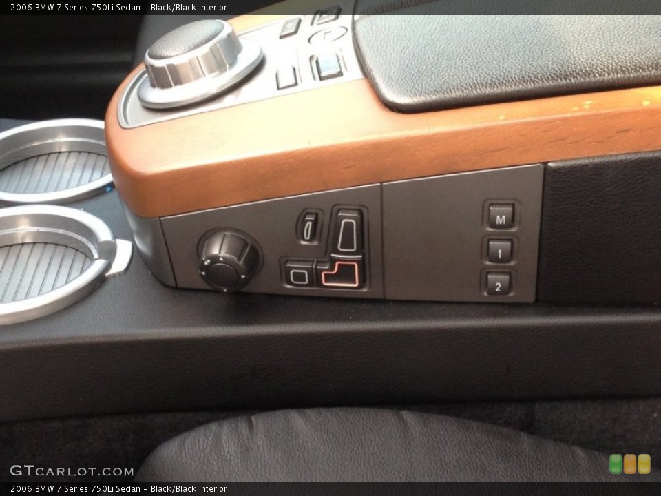 Black/Black Interior Controls for the 2006 BMW 7 Series 750Li Sedan #73755365