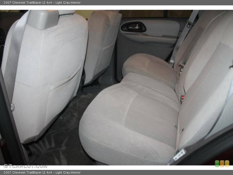 Light Gray Interior Rear Seat for the 2007 Chevrolet TrailBlazer LS 4x4 #73773659