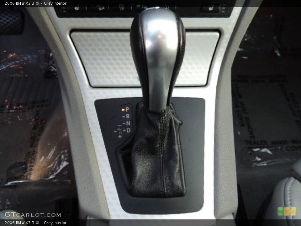 Grey Interior Transmission for the 2006 BMW X3 3.0i #73784131