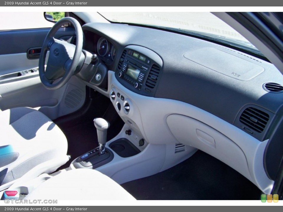 Gray Interior Dashboard for the 2009 Hyundai Accent GLS 4 Door #73790221