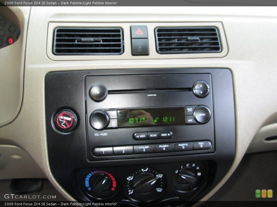 Dark Pebble/Light Pebble Interior Audio System for the 2006 Ford Focus ZX4 SE Sedan #73797983