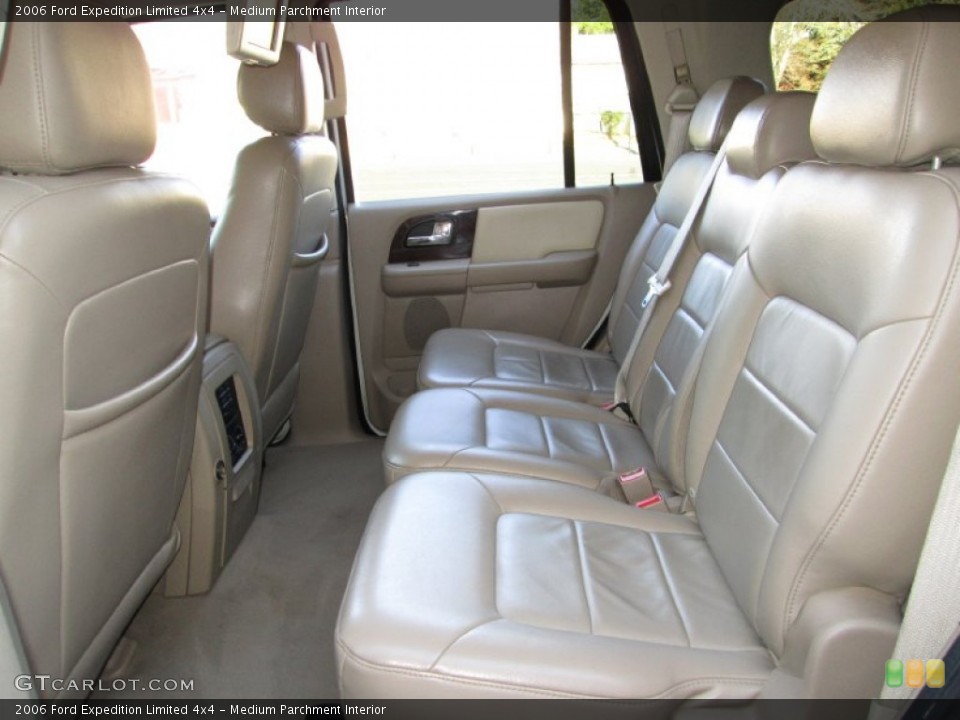 Medium Parchment Interior Rear Seat for the 2006 Ford Expedition Limited 4x4 #73810766
