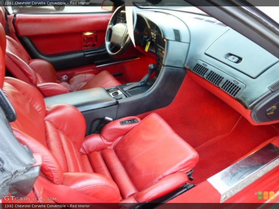 Red Interior Photo for the 1992 Chevrolet Corvette Convertible #73811282