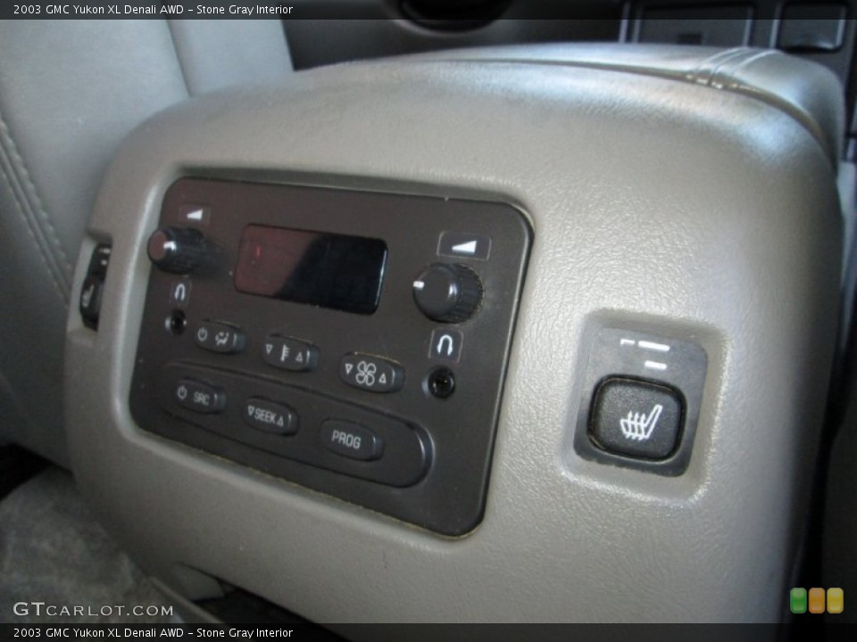 Stone Gray Interior Controls for the 2003 GMC Yukon XL Denali AWD #73812302