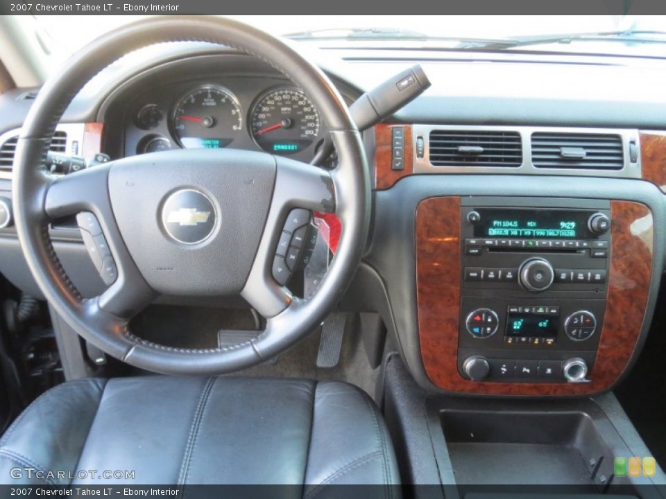 Ebony Interior Dashboard for the 2007 Chevrolet Tahoe LT #73823357