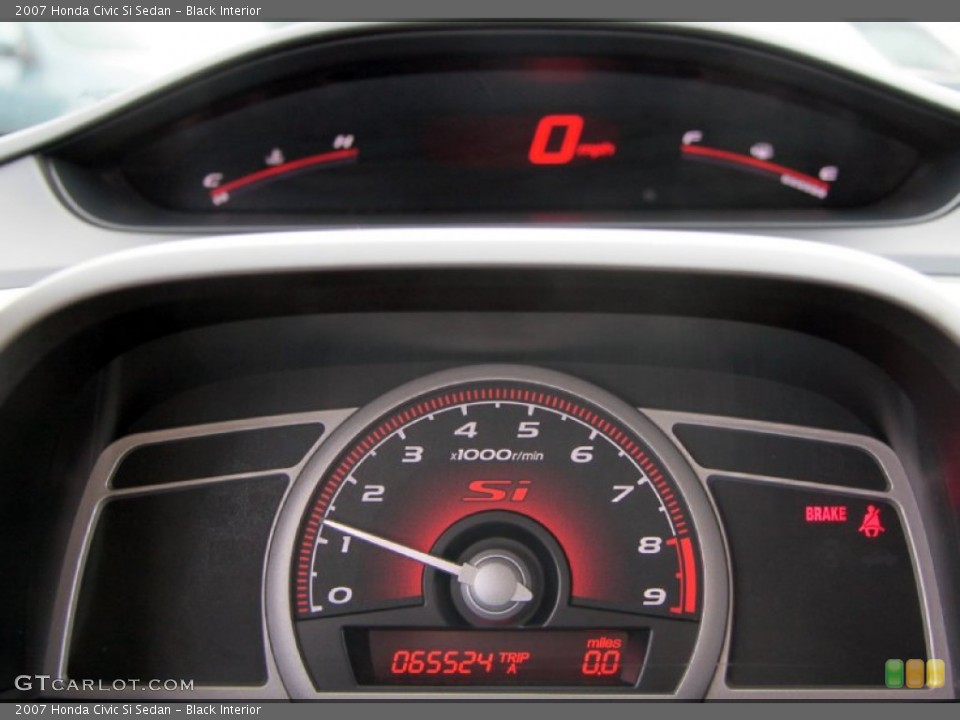 Black Interior Gauges for the 2007 Honda Civic Si Sedan #73830695