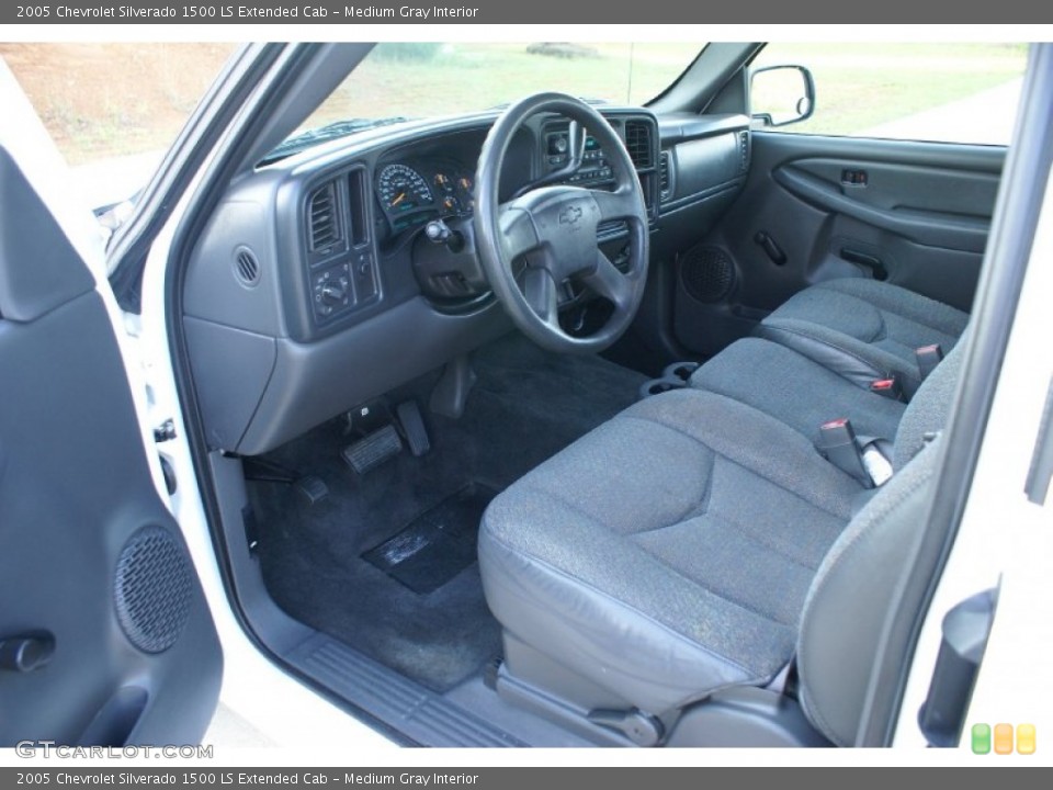 Medium Gray Interior Prime Interior for the 2005 Chevrolet Silverado 1500 LS Extended Cab #73830822