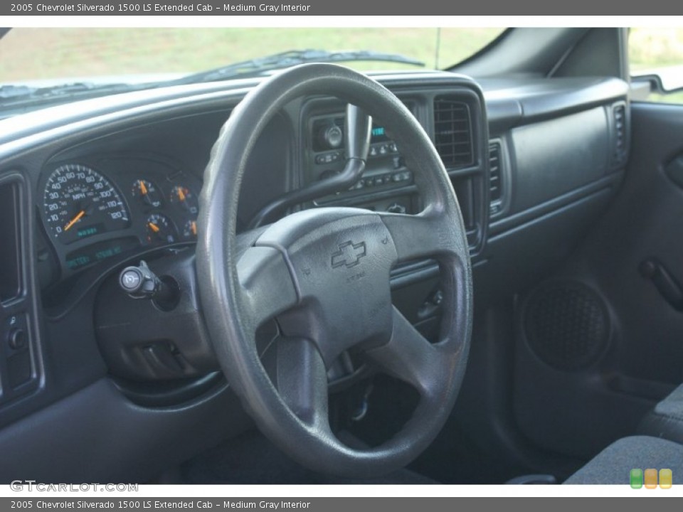 Medium Gray Interior Steering Wheel for the 2005 Chevrolet Silverado 1500 LS Extended Cab #73830848