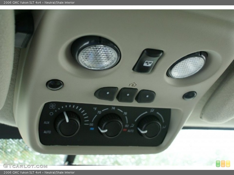 Neutral/Shale Interior Controls for the 2006 GMC Yukon SLT 4x4 #73833968