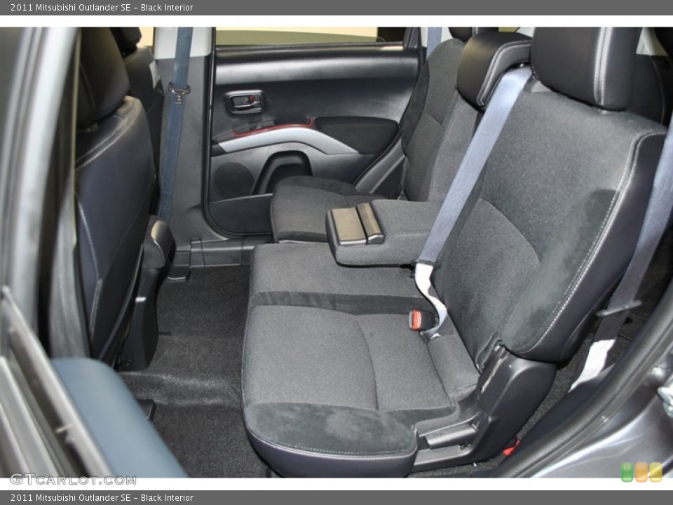 Black Interior Rear Seat for the 2011 Mitsubishi Outlander SE #73834634