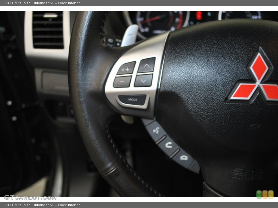 Black Interior Controls for the 2011 Mitsubishi Outlander SE #73834838