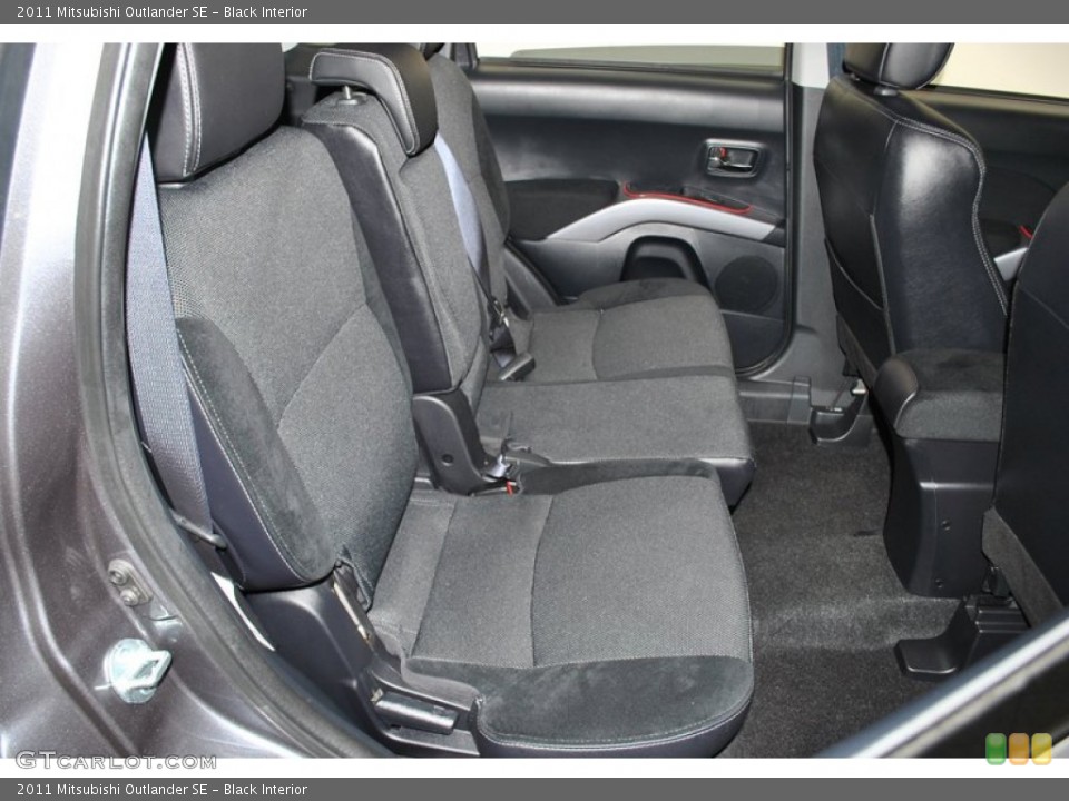 Black Interior Rear Seat for the 2011 Mitsubishi Outlander SE #73835120