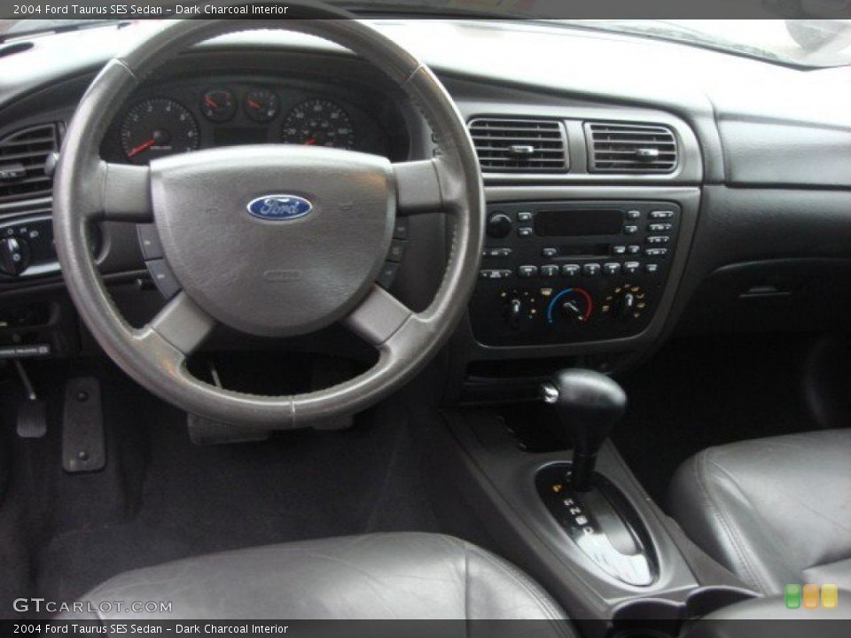 Dark Charcoal Interior Dashboard for the 2004 Ford Taurus SES Sedan #73840712