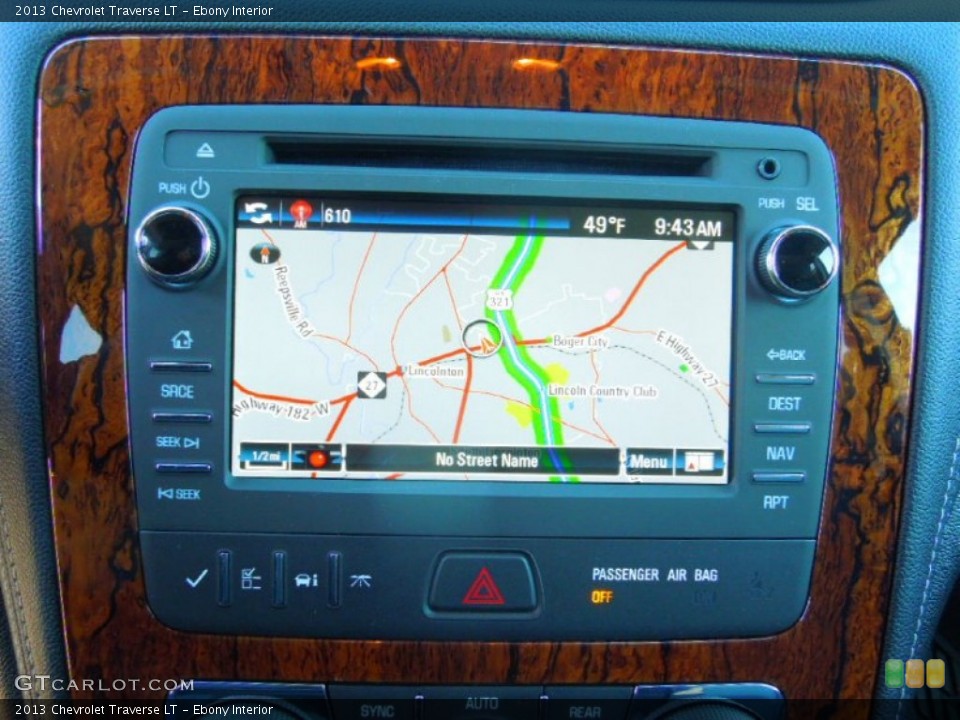 Ebony Interior Navigation for the 2013 Chevrolet Traverse LT #73851544