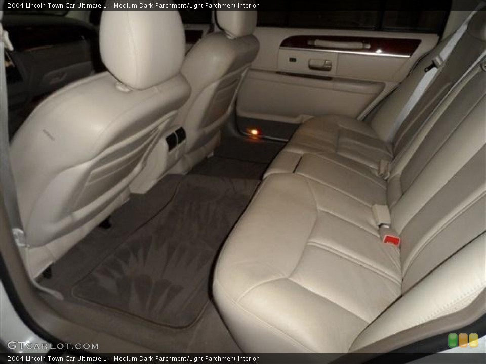 Medium Dark Parchment/Light Parchment Interior Rear Seat for the 2004 Lincoln Town Car Ultimate L #73876862
