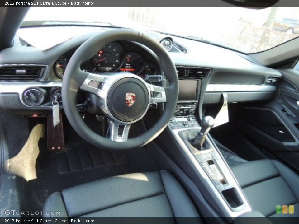 Black Interior Photo for the 2013 Porsche 911 Carrera Coupe #73885268