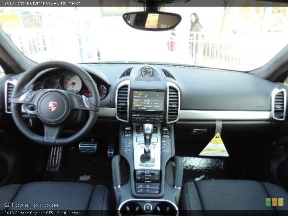 Black Interior Dashboard for the 2013 Porsche Cayenne GTS #73885589