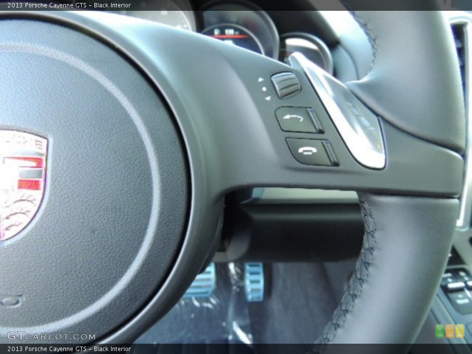 Black Interior Controls for the 2013 Porsche Cayenne GTS #73885770