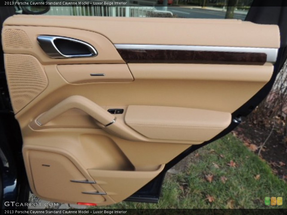 Luxor Beige Interior Door Panel for the 2013 Porsche Cayenne  #73886426