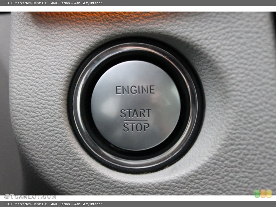 Ash Gray Interior Controls for the 2010 Mercedes-Benz E 63 AMG Sedan #73889465