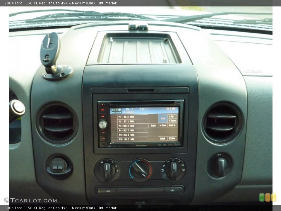Medium/Dark Flint Interior Controls for the 2004 Ford F150 XL Regular Cab 4x4 #73894436