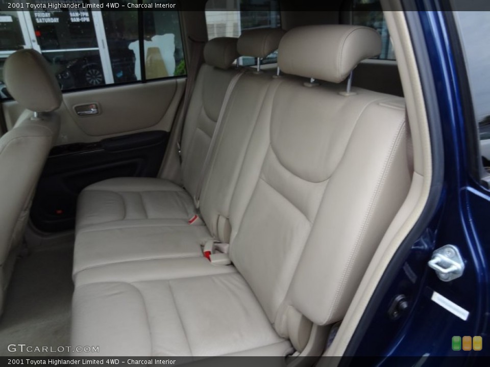 Charcoal Interior Rear Seat for the 2001 Toyota Highlander Limited 4WD #73897109