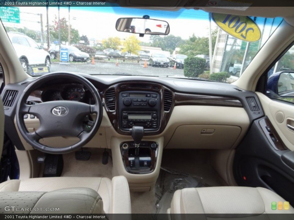 Charcoal Interior Dashboard for the 2001 Toyota Highlander Limited 4WD #73897280