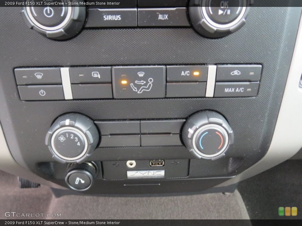 Stone/Medium Stone Interior Controls for the 2009 Ford F150 XLT SuperCrew #73907951