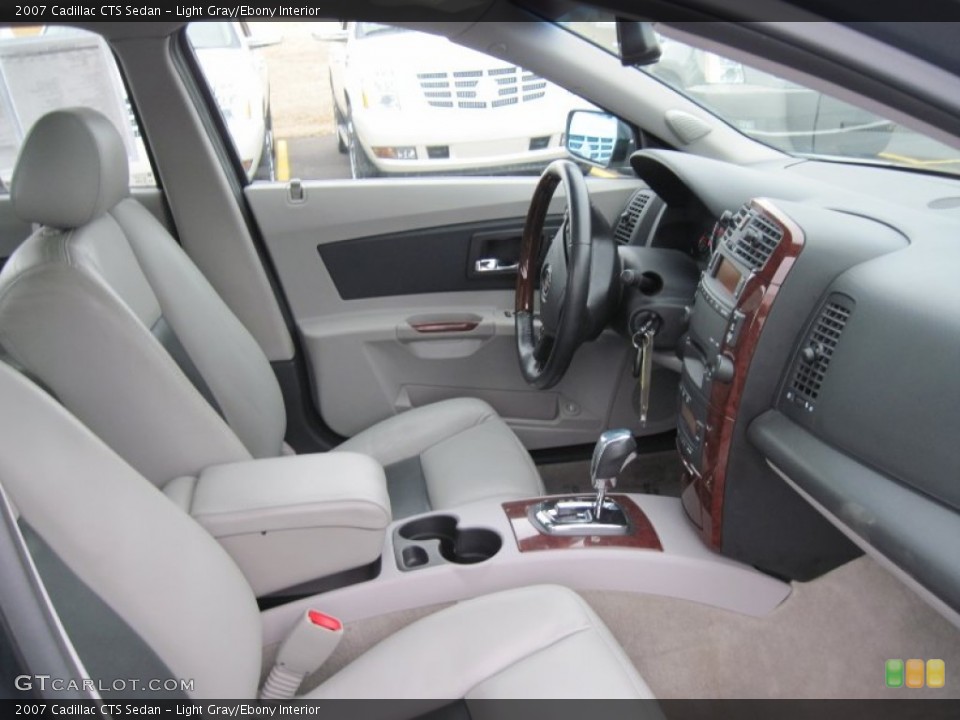 Light Gray/Ebony Interior Photo for the 2007 Cadillac CTS Sedan #73916381