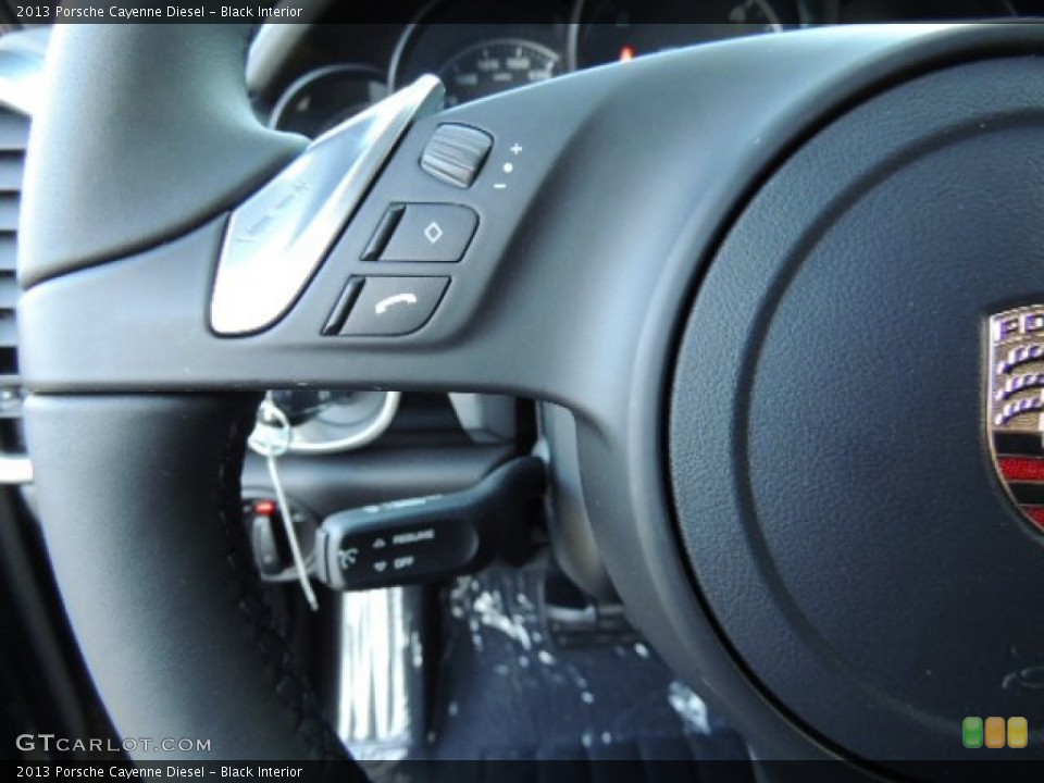 Black Interior Controls for the 2013 Porsche Cayenne Diesel #73924121