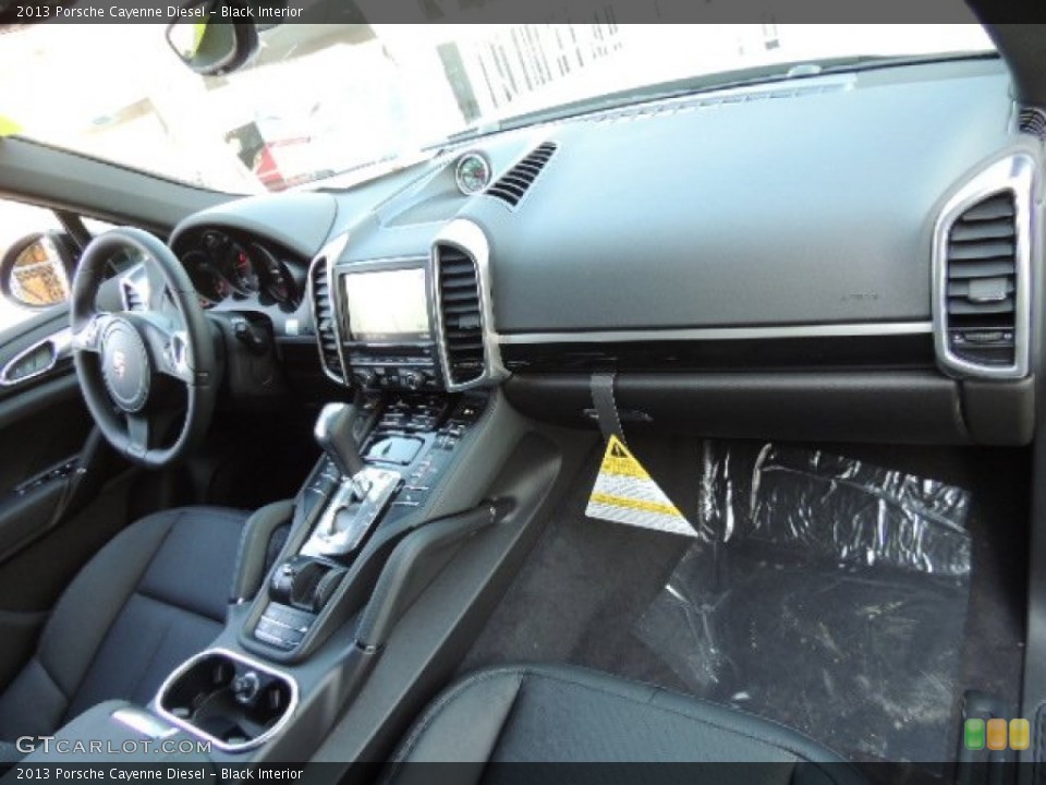 Black Interior Dashboard for the 2013 Porsche Cayenne Diesel #73924223