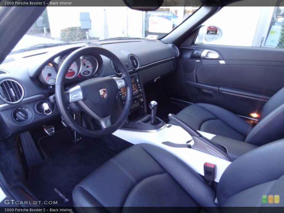 Black Interior Photo for the 2009 Porsche Boxster S #73936134