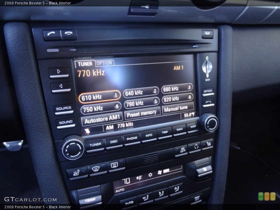 Black Interior Controls for the 2009 Porsche Boxster S #73936373