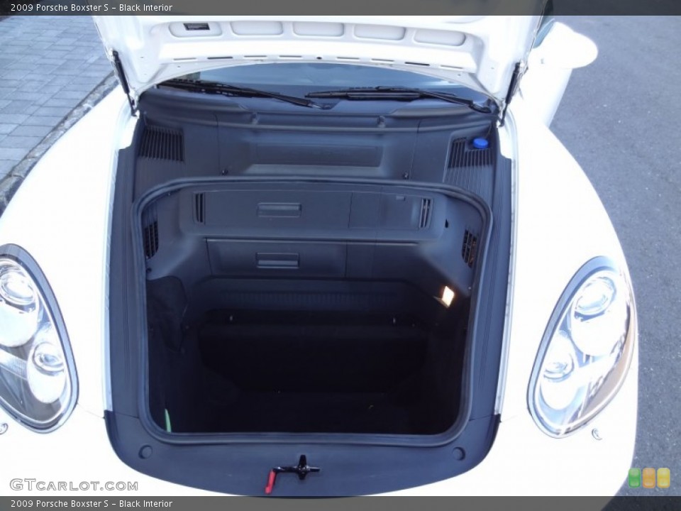 Black Interior Trunk for the 2009 Porsche Boxster S #73936414