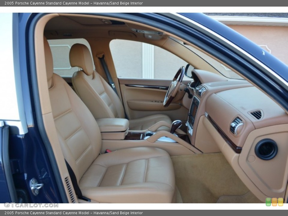 Havanna/Sand Beige Interior Photo for the 2005 Porsche Cayenne  #73940795