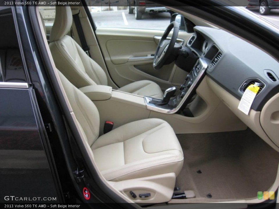 Soft Beige Interior Photo for the 2013 Volvo S60 T6 AWD #73946213