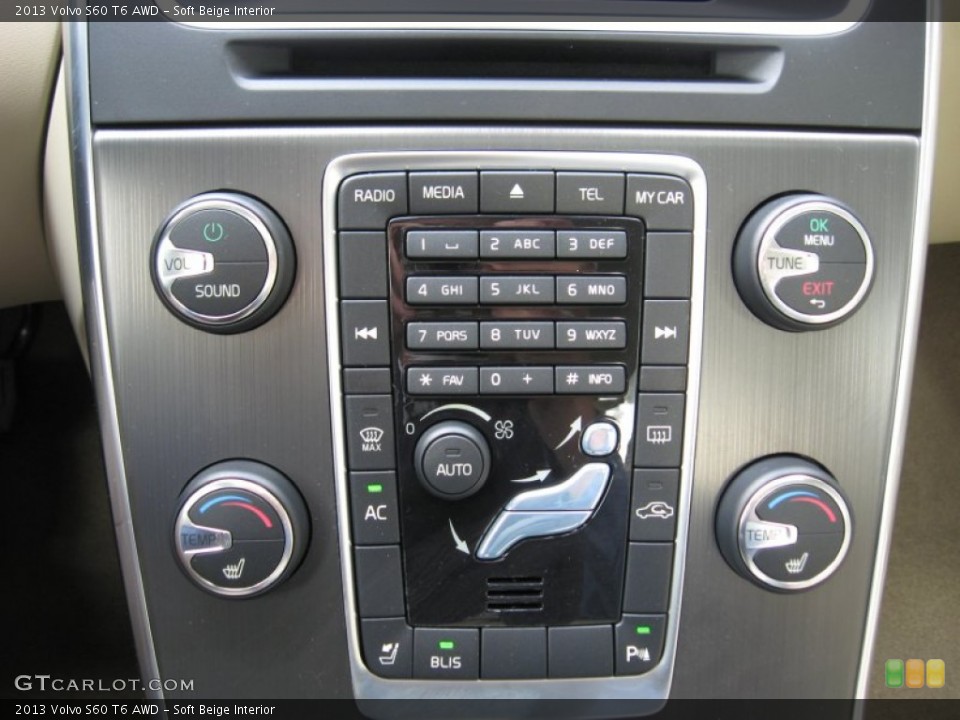 Soft Beige Interior Controls for the 2013 Volvo S60 T6 AWD #73946315