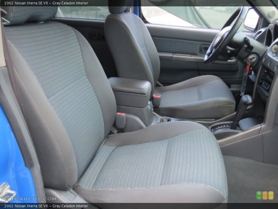 Gray Celadon Interior Photo for the 2002 Nissan Xterra SE V6 #73954667