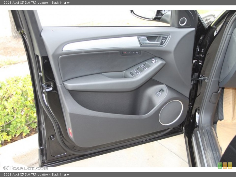 Black Interior Door Panel for the 2013 Audi Q5 3.0 TFSI quattro #73955025