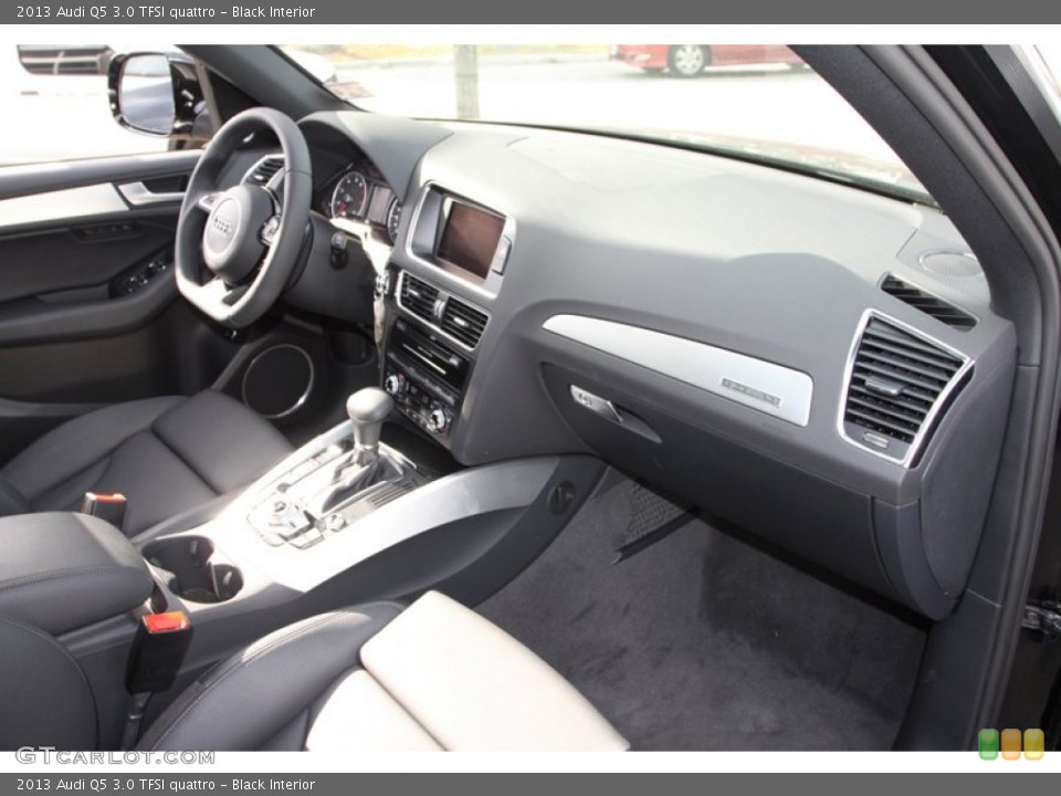Black Interior Photo for the 2013 Audi Q5 3.0 TFSI quattro #73955273