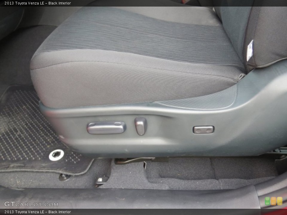 Black Interior Front Seat for the 2013 Toyota Venza LE #73959779