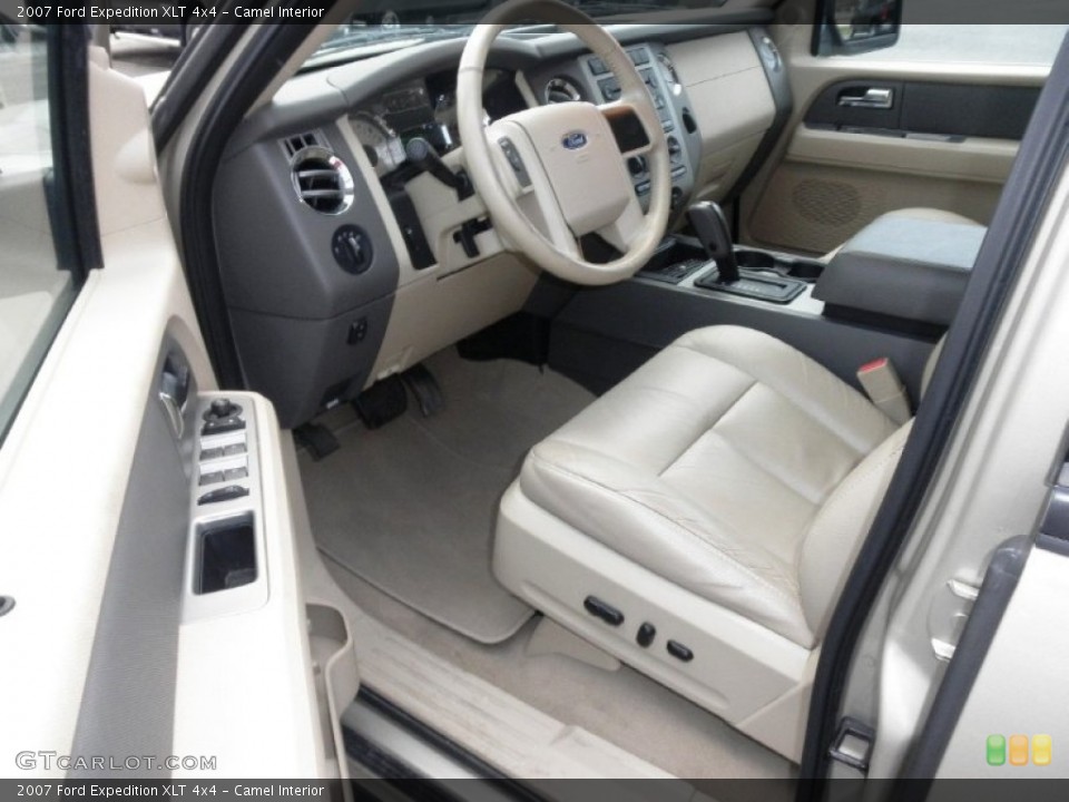 Camel Interior Photo for the 2007 Ford Expedition XLT 4x4 #73959983
