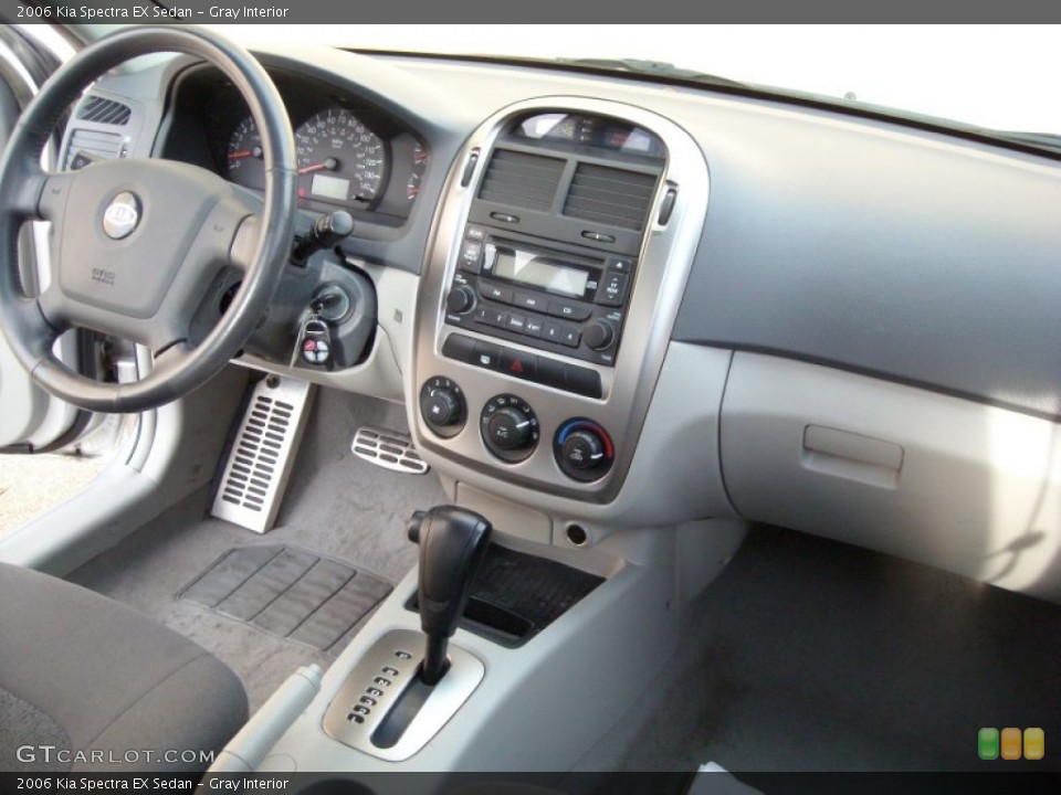 Gray Interior Dashboard for the 2006 Kia Spectra EX Sedan #73963509