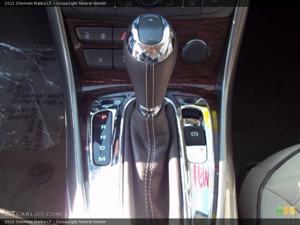 Cocoa/Light Neutral Interior Transmission for the 2013 Chevrolet Malibu LT #73963877
