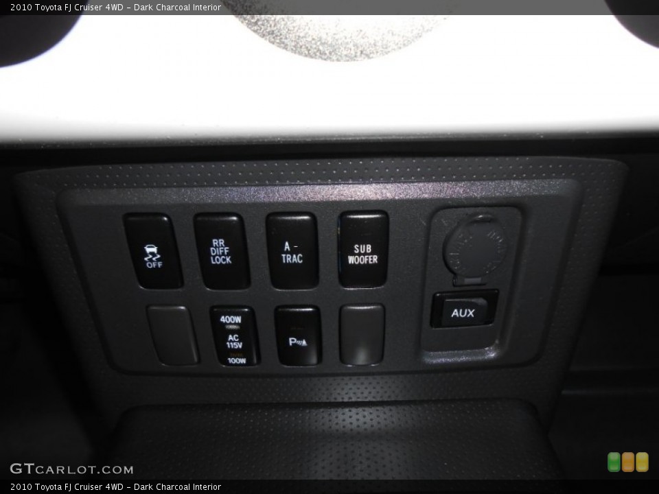 Dark Charcoal Interior Controls for the 2010 Toyota FJ Cruiser 4WD #73964341