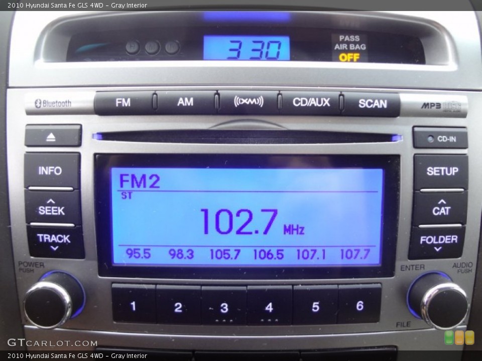 Gray Interior Audio System for the 2010 Hyundai Santa Fe GLS 4WD #73968191