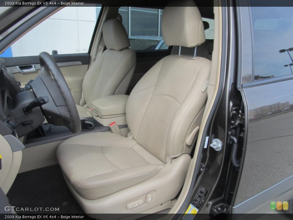 Beige Interior Front Seat for the 2009 Kia Borrego EX V6 4x4 #73970633